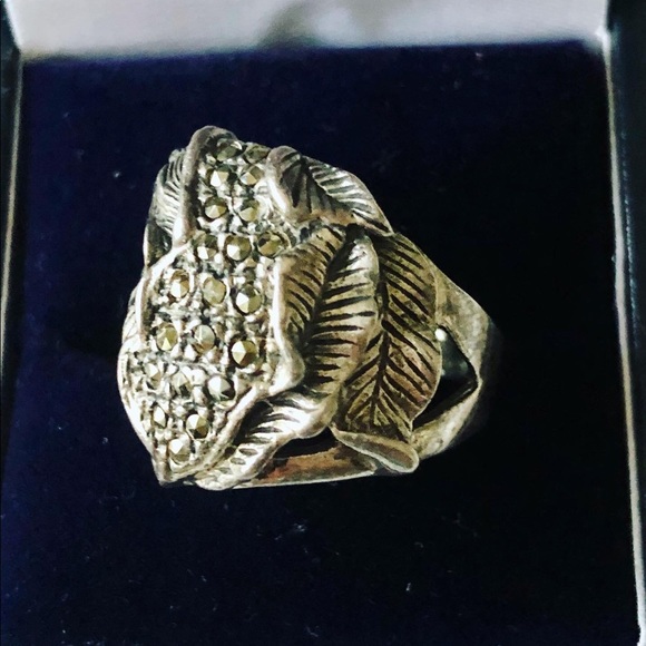 Vintage Sterling Figural Ring - Picture 5 of 7